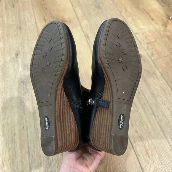 Dr. Scholl’s Daina Women’s Black Wedge Booties Memory Foam Cool Fit Size 6.5 GUC - Picture 11 of 11